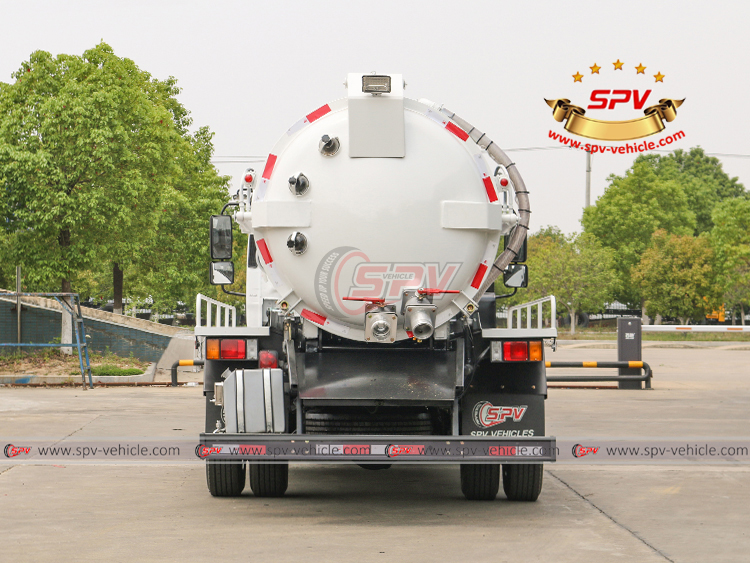 6,000 Litres Sewage Vacuum Truck - Rear Side